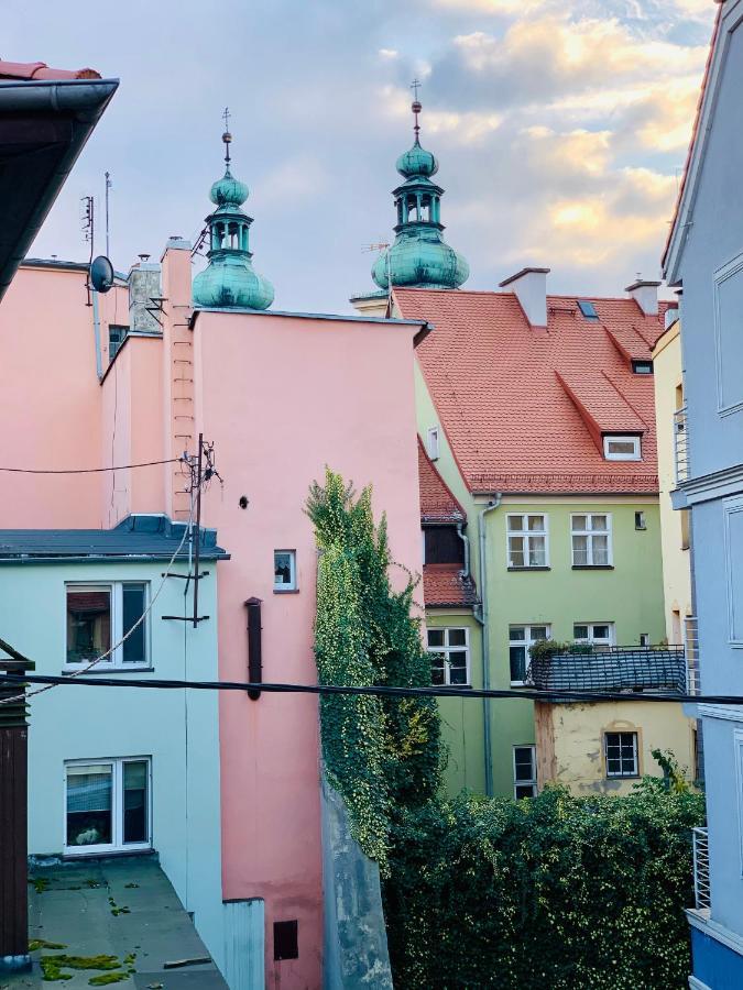 Apartament Pietrowy W Centrum Klodzka Z Darmowym Parkingiem Kladsko Exteriér fotografie
